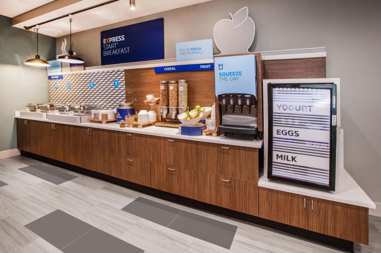 Holiday Inn Express Las Vegas-Nellis By Ihg Extérieur photo