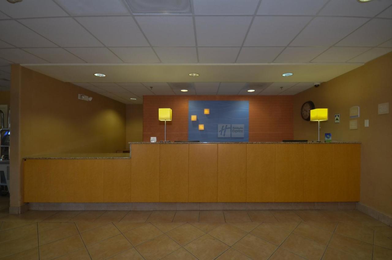 Holiday Inn Express Las Vegas-Nellis By Ihg Extérieur photo