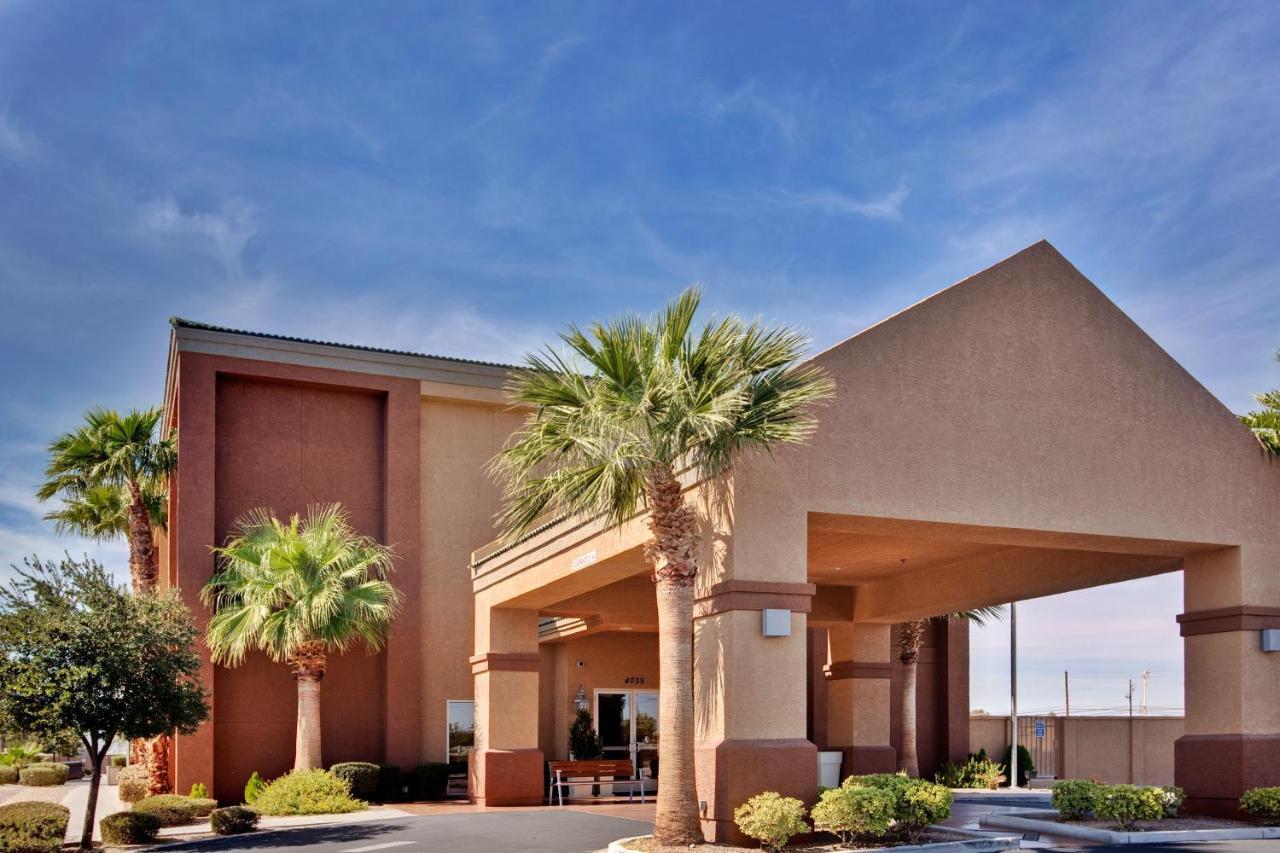 Holiday Inn Express Las Vegas-Nellis By Ihg Extérieur photo